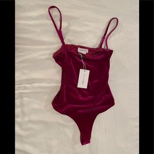 Lovers & Friends Agnes Bodysuit size XS magenta